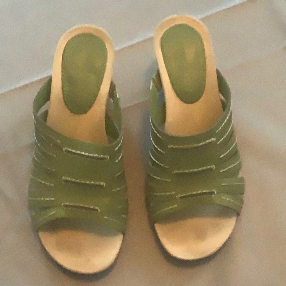 Eurostep green  sandals Size 7
